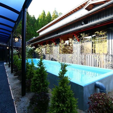 Uedaya Hotel Yamaga Екстериор снимка