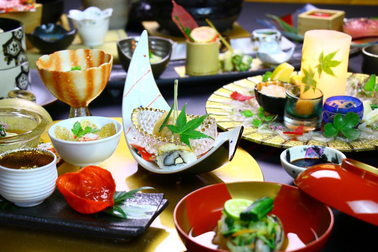 Uedaya Hotel Yamaga Екстериор снимка