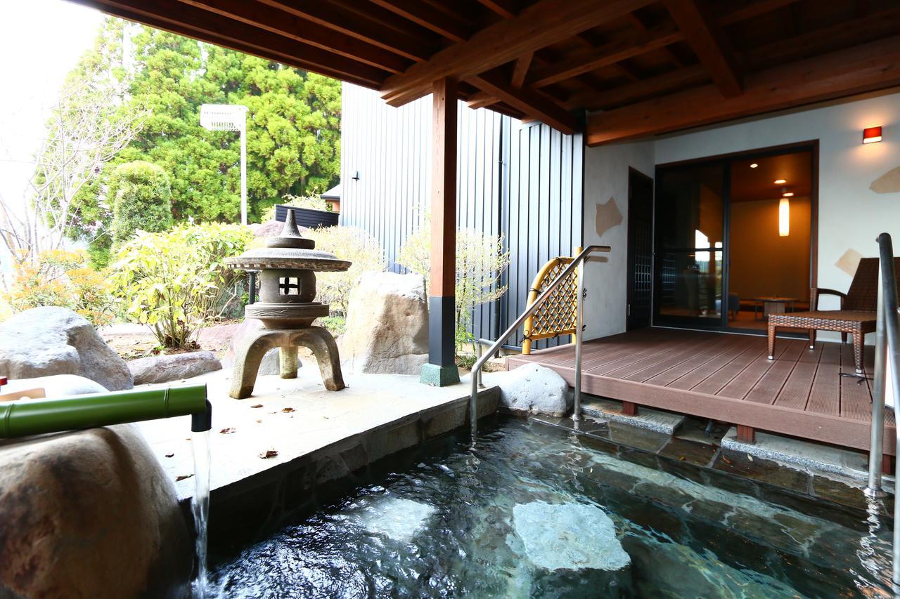 Uedaya Hotel Yamaga Екстериор снимка