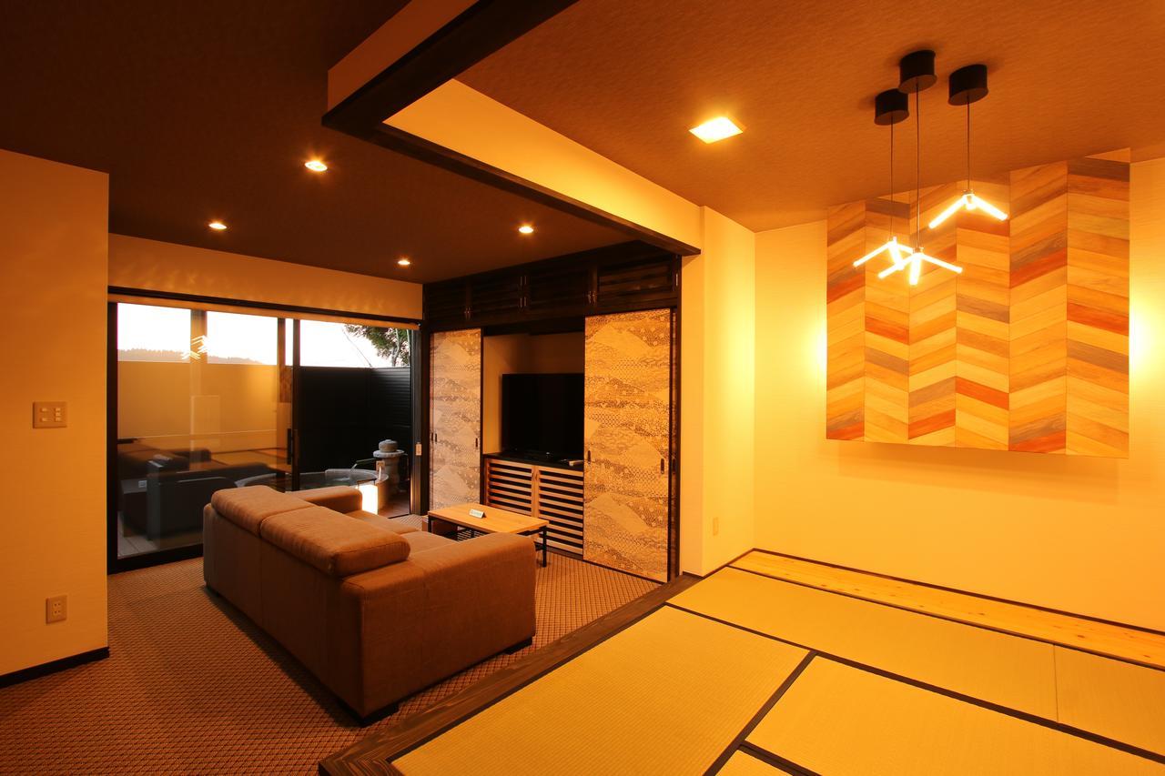 Uedaya Hotel Yamaga Екстериор снимка